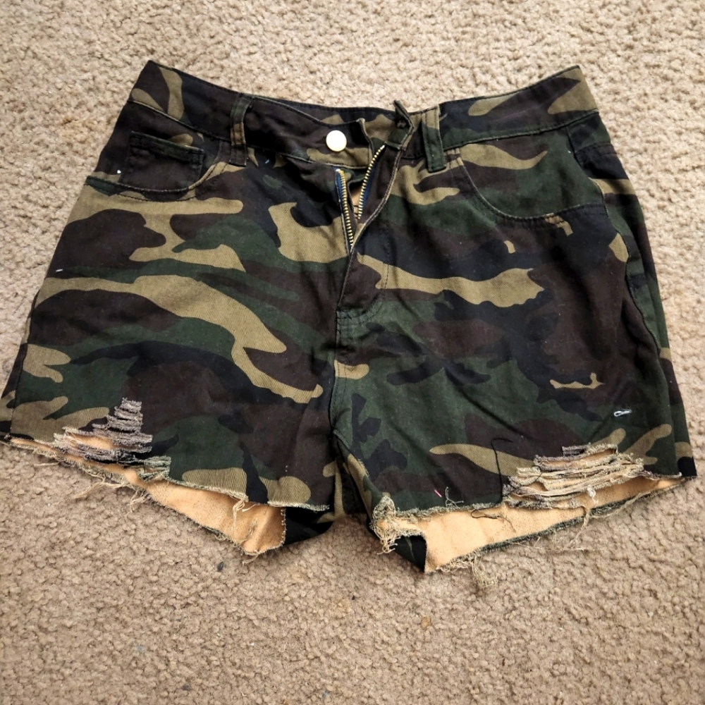 SHEIN large,  camouflage,  raw hem
